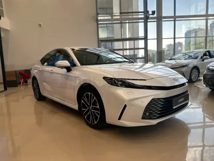 Toyota Camry Luxe 2026 года за 22 190 000 тг. в Астана – фото 3