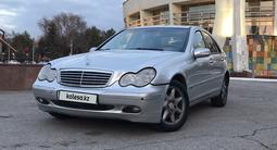 Mercedes-Benz C 200 2001 года за 2 400 000 тг. в Алматы