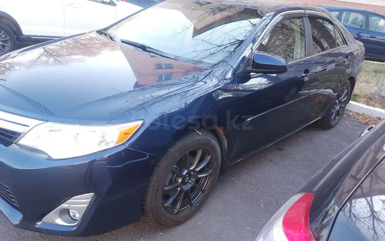 Toyota Camry 2014 года за 8 800 000 тг. в Тараз