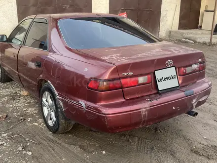 Toyota Camry 1999 года за 3 300 000 тг. в Алматы – фото 3