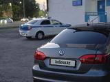 Volkswagen Jetta 2012 года за 4 000 000 тг. в Петропавловск – фото 5