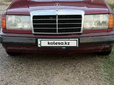 Mercedes-Benz E-Class, 1992