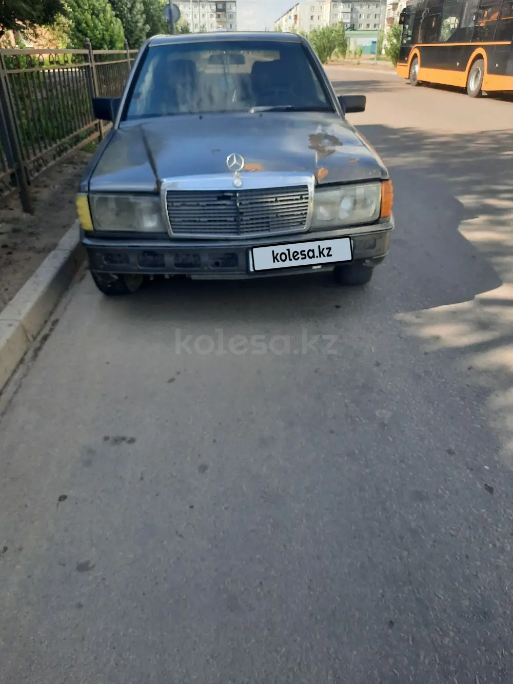 Mercedes-Benz 190, 1991