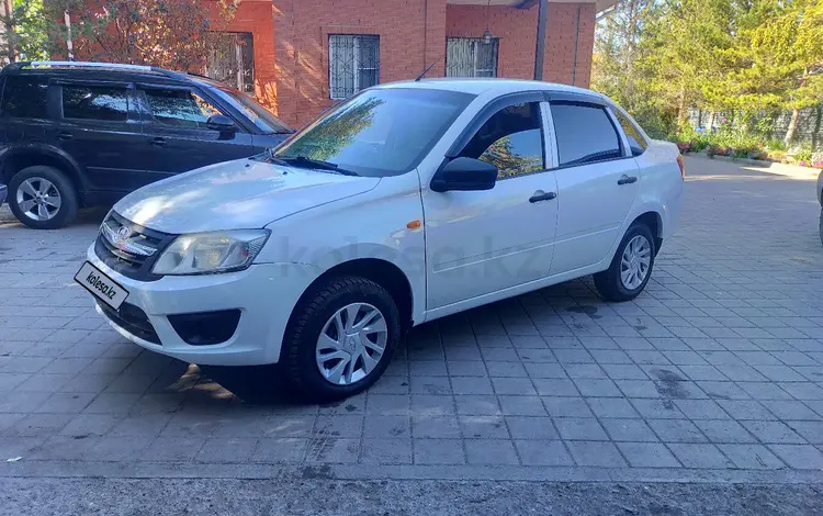 ВАЗ (Lada) Granta 2190 2015 года за 3 200 000 тг. в Астана