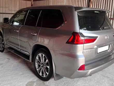 Lexus LX 570 2018 года за 43 000 000 тг. в Алматы – фото 15