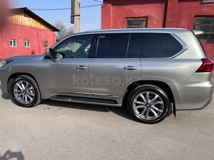 Lexus LX 570 2018 года за 43 000 000 тг. в Алматы – фото 28