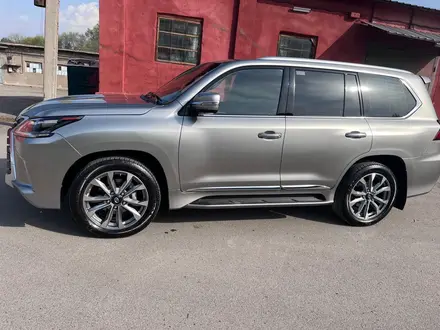 Lexus LX 570 2018 года за 43 000 000 тг. в Алматы – фото 27