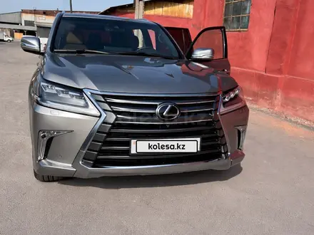 Lexus LX 570 2018 года за 43 000 000 тг. в Алматы – фото 30