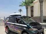 Mitsubishi Delica 1994 годаүшін3 900 000 тг. в Алматы – фото 2