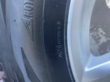 Диски в комплекте с зимней резиной 4шт. Оригинальные диски. Bridgestone за 350 000 тг. в Астана – фото 2