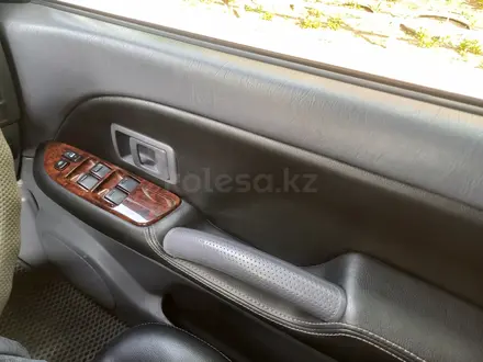 Toyota Land Cruiser Prado 2000 года за 11 500 000 тг. в Семей – фото 53