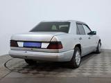 Mercedes-Benz E 220 1993 годаүшін970 000 тг. в Астана – фото 5