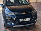 Chevrolet Tracker 2021 года за 7 500 000 тг. в Шымкент – фото 2