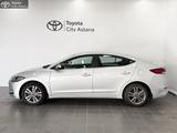 Hyundai Elantra 2018 годаүшін8 450 000 тг. в Астана – фото 2