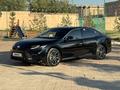 Toyota Camry 2024 годаүшін21 200 000 тг. в Актобе – фото 15