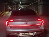 Hyundai Sonata 2022 годаүшін13 000 000 тг. в Алматы – фото 3