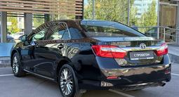 Toyota Camry 2014 годаүшін7 400 000 тг. в Астана – фото 2