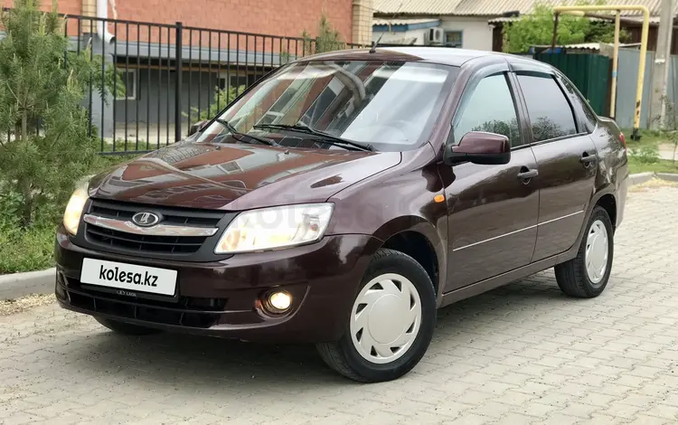 ВАЗ (Lada) Granta 2190 2013 годаүшін2 800 000 тг. в Актобе