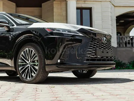 Lexus RX 350 2023 года за 41 799 000 тг. в Алматы – фото 3