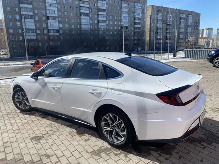 Hyundai Sonata 2022 года за 13 100 000 тг. в Караганда – фото 7