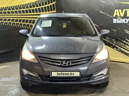 Hyundai Accent 2015 года за 6 200 000 тг. в Актобе – фото 2