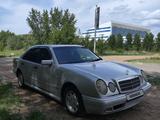 Mercedes-Benz E 230 1995 года за 1 800 000 тг. в Павлодар – фото 3