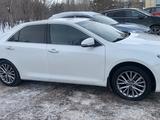 Toyota Camry 2016 годаүшін11 300 000 тг. в Астана – фото 2