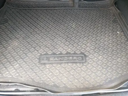 Коврик багажника Рено Сандеро за 5 500 тг. в Рудный – фото 2