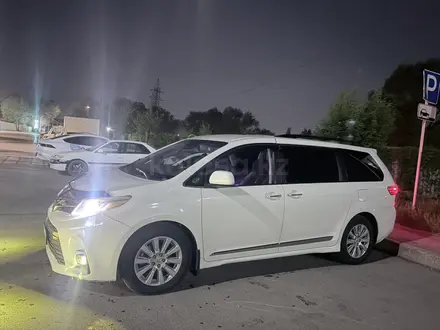 Toyota Sienna 2018 года за 14 500 000 тг. в Алматы – фото 12