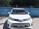 Toyota Sienna 2018 годаүшін14 500 000 тг. в Алматы