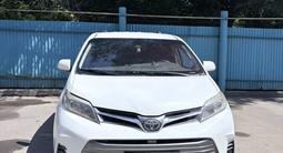 Toyota Sienna 2018 годаүшін14 500 000 тг. в Алматы