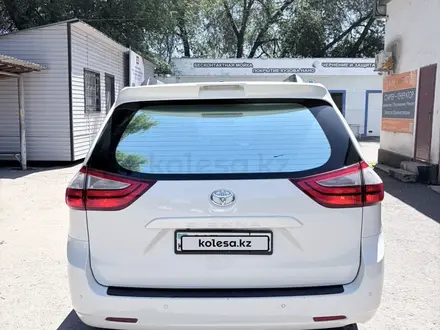 Toyota Sienna 2018 года за 14 500 000 тг. в Алматы – фото 6