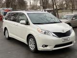 Toyota Sienna 2015 года за 14 500 000 тг. в Алматы – фото 3