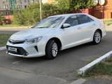 Toyota Camry 2015 года за 11 000 000 тг. в Уральск – фото 3