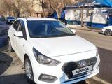 Hyundai Accent 2018 годаfor6 700 000 тг. в Алматы – фото 3