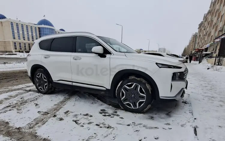 Hyundai Santa Fe 2022 годаүшін19 000 000 тг. в Актобе