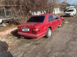 Mercedes-Benz E 280