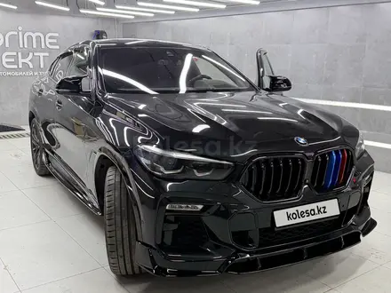 BMW X6 2021 года за 48 000 000 тг. в Астана – фото 3