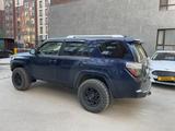 Toyota 4Runner 2014 годаүшін16 900 000 тг. в Астана – фото 4