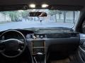 Toyota Camry 1998 года за 3 650 000 тг. в Шымкент – фото 10