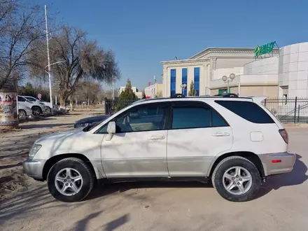 Lexus RX 300 2001 года за 6 000 000 тг. в Жанаозен – фото 2