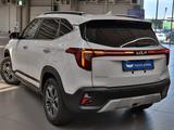 Kia Seltos Luxe 2WD 2023 года за 9 690 000 тг. в Алматы – фото 4