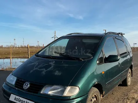 Volkswagen Sharan 1996 года за 2 600 000 тг. в Уральск – фото 3