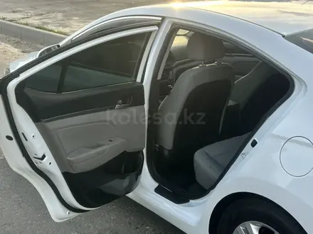 Hyundai Elantra 2019 года за 7 000 000 тг. в Алматы – фото 9