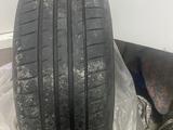 Летние хорошие шины за 75 000 тг. в Караганда – фото 2
