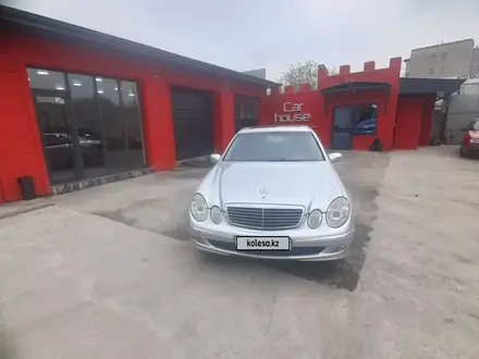 Mercedes-Benz E 320 2003 года за 5 200 000 тг. в Шымкент