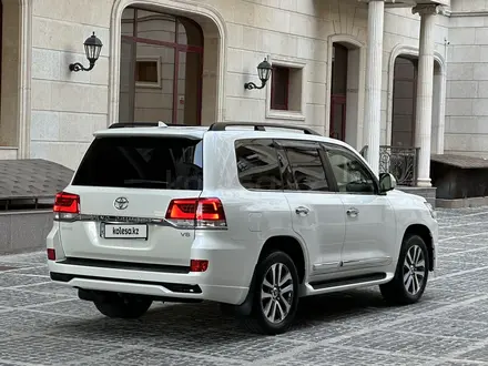 Toyota Land Cruiser 2015 года за 30 990 000 тг. в Алматы – фото 16