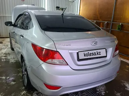 Hyundai Accent 2014 года за 4 600 000 тг. в Атырау – фото 4