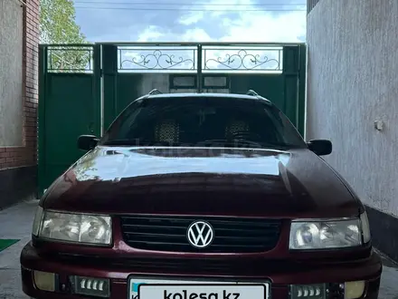 Volkswagen Passat 1994 года за 1 600 000 тг. в Кызылорда – фото 2