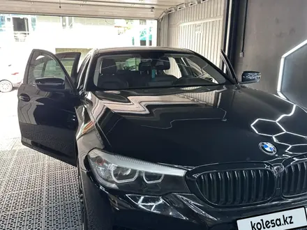 BMW 530 2017 года за 18 990 000 тг. в Алматы